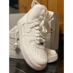 Nike women’s Air Force Ones high top new with tags